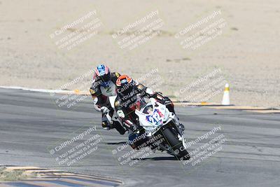 media/Oct-05-2025-CVMA (Sun) [[beeef4f201]]/Race 10-Formula Lightweight Twins Shootout/